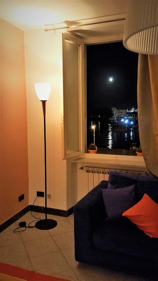 Casa Maili Appartement Fezzano  Buitenkant foto